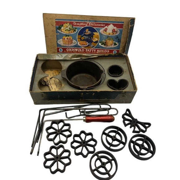 Griswold Kitchen Griswold Cast Iron Set No 3 Pattern Patty Molds